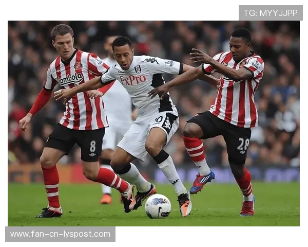 英超赛季战术调整逐步成型,战斗更激烈,英超的赛制